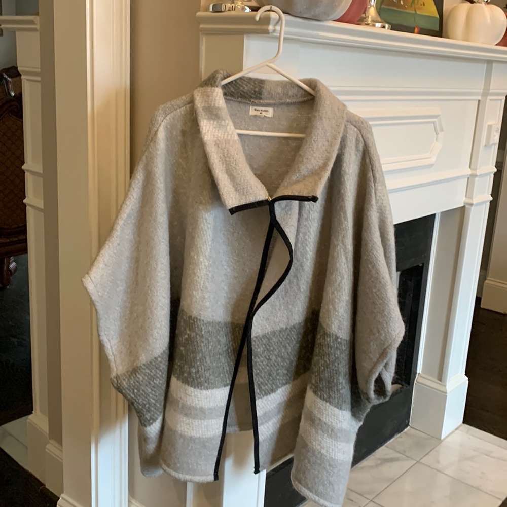 Ladies cape